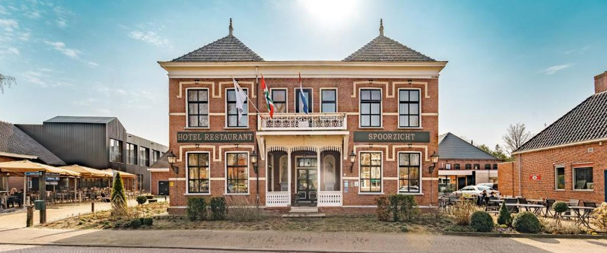 Hotel-spoorzicht-overnachten-waterlelie-wellness